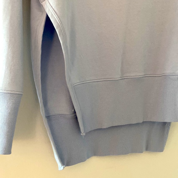 Universal Standard Split-side Sweatshirt in Light Blue, size 3XS - Picture 2 of 4